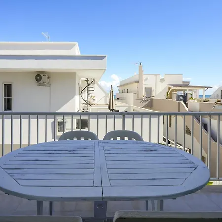 House , - Dori شقة