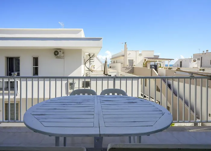 House , - Dori דירה